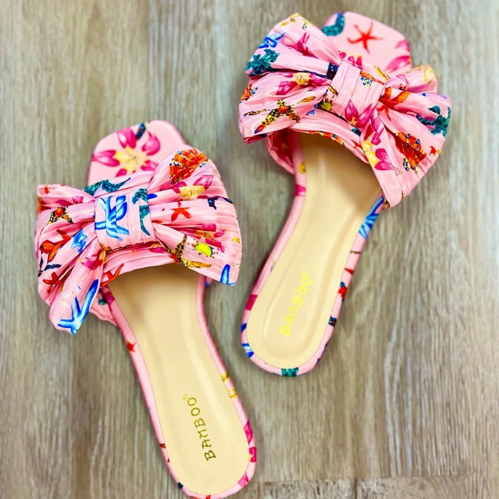 🆕💖 Pink Sea Life Nautical Sandals - Picture 2 of 3